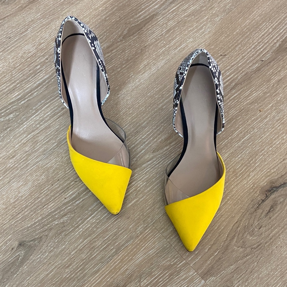 Mix No. 6 Yellow and Black Heels